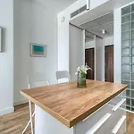 Апартаменты Hanza Tower 22 White Jacussi & Sauna & Pool & Щецин