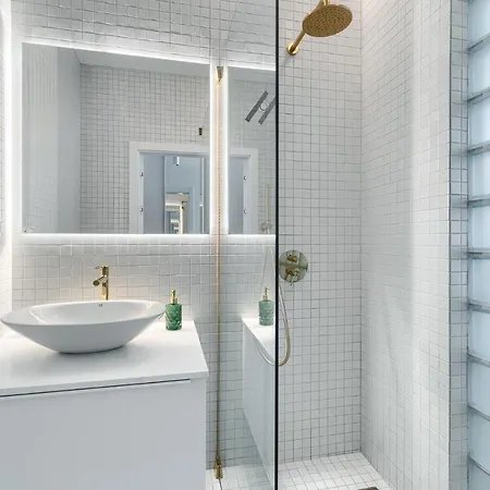 Hanza Tower 22 White Jacussi & Sauna & Pool & Lägenhet