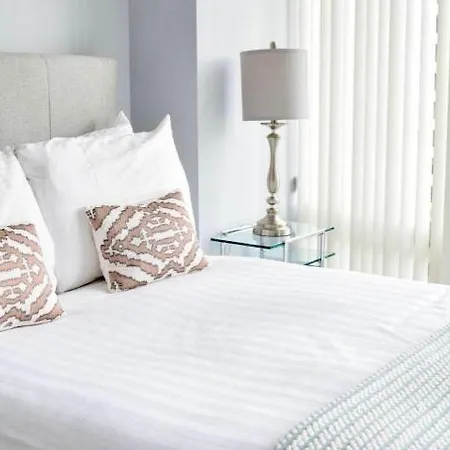 Hanza Tower 22 White Jacussi & Sauna & Pool &