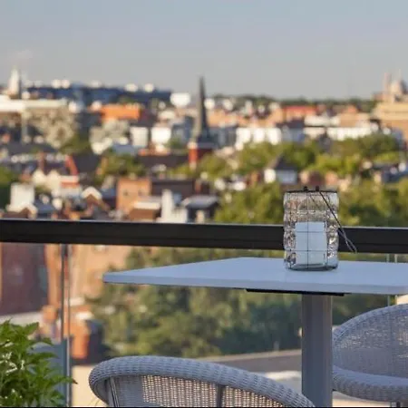 Hanza Tower 22 White Jacussi & Sauna & Pool & Lägenhet