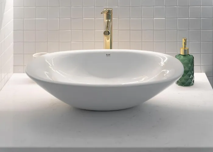 Hanza Tower 22 White Jacussi & Sauna & Pool & *