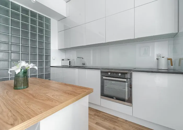 Daire Hanza Tower 22 White Jacussi & Sauna & Pool &