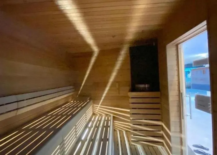 Daire Hanza Tower 22 White Jacussi & Sauna & Pool & *